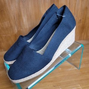 Andre Assous mid height full foot espadrille stretch black canvas round wedge